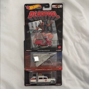 Hot Wheels Deadpool Scooter, Top Gun  F-16 and Ghostbusters Ecto-1 Set